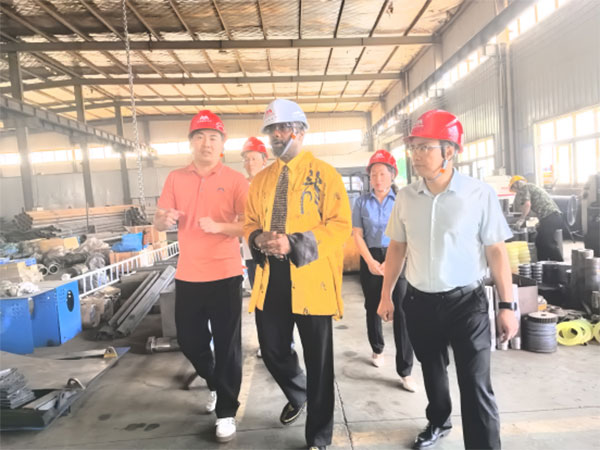 跨國(guó)界，筑橋梁丨熱烈歡迎非洲客戶到高飛股份參觀考察